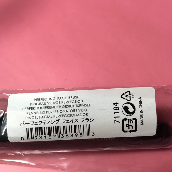 🆕Perfecting Face Brush - Picture 3 of 3